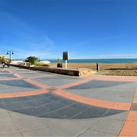 La Carihuela Homebeach 公寓